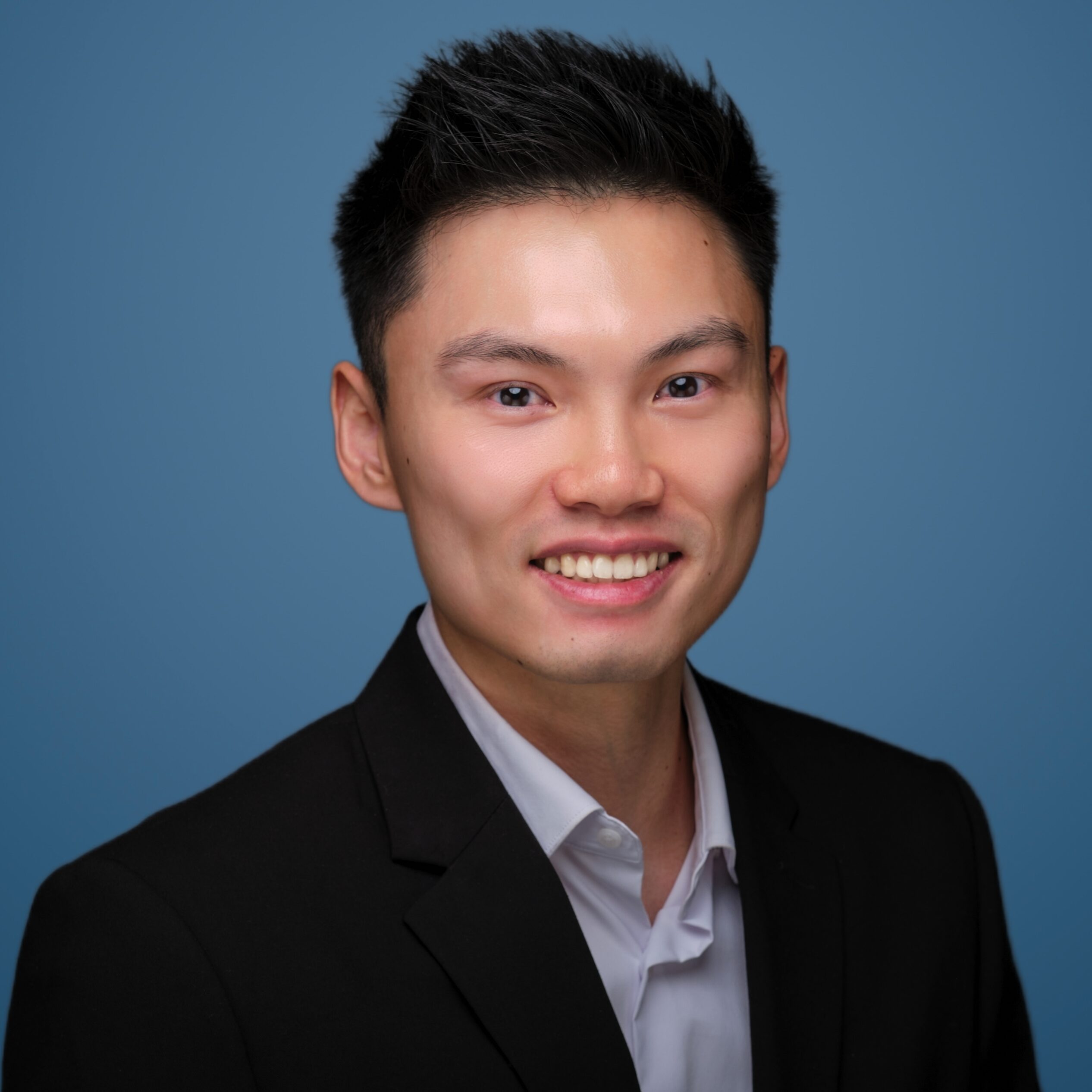 Headshot-BT-e1764092401637